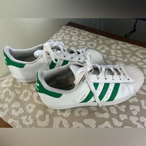 Adidas superstar- used